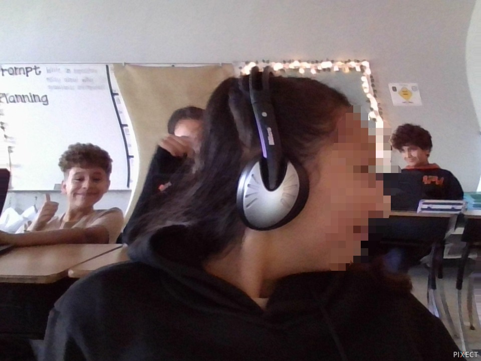 Pixect gallery photo #1Io9T7IV9