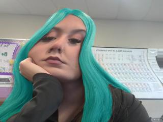 Hey guys, new hair new me