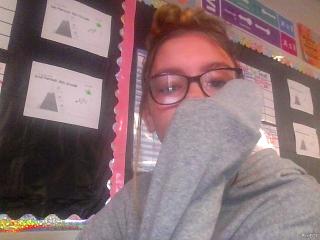 Not even half way through this boring school day!!!