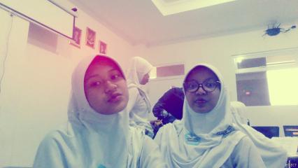 hi everyoneeeeeeeeeee!