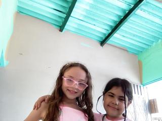 con mi prima con mi prima