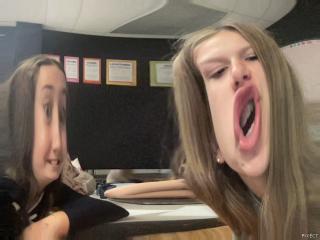 them naturally big lips #nofilter #noplasticsurgery #soreal