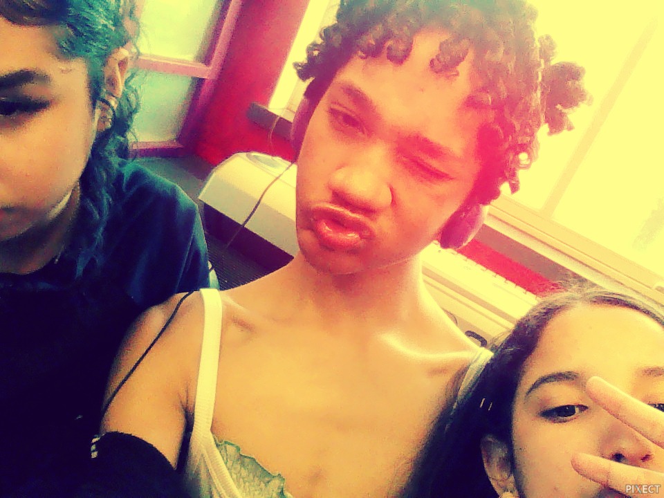 Pixect gallery photo #M03DShX2