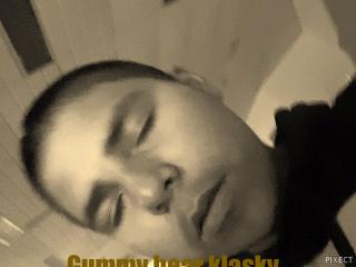 Goes sepia gummy bear klasky Goes sepia gummy bear klasky
