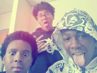 Gay Crew not Noah tho