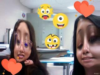 feeling cute heh ! xoxo (sent from pear phone )