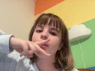 heyyyy marlowe!!! ask ur mom to call me!!!