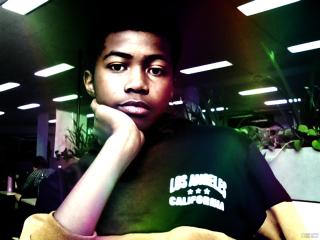 Chilling in the libary what do u think