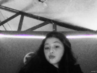 Age 15 Single but dont want a bf Need new freiends Age 15 Single but dont want a bf Need new freiends