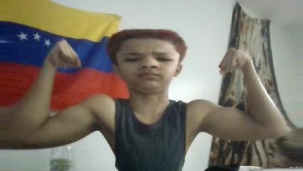 one more bigger than the another one stoppp